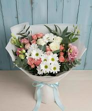Букет цветов из:  Розы, Лизиантусы и Хризантемы в Камышла