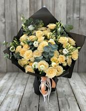 Букет цветов из:  Розы и Лизиантусы #REPLACE_PRED# Камышла