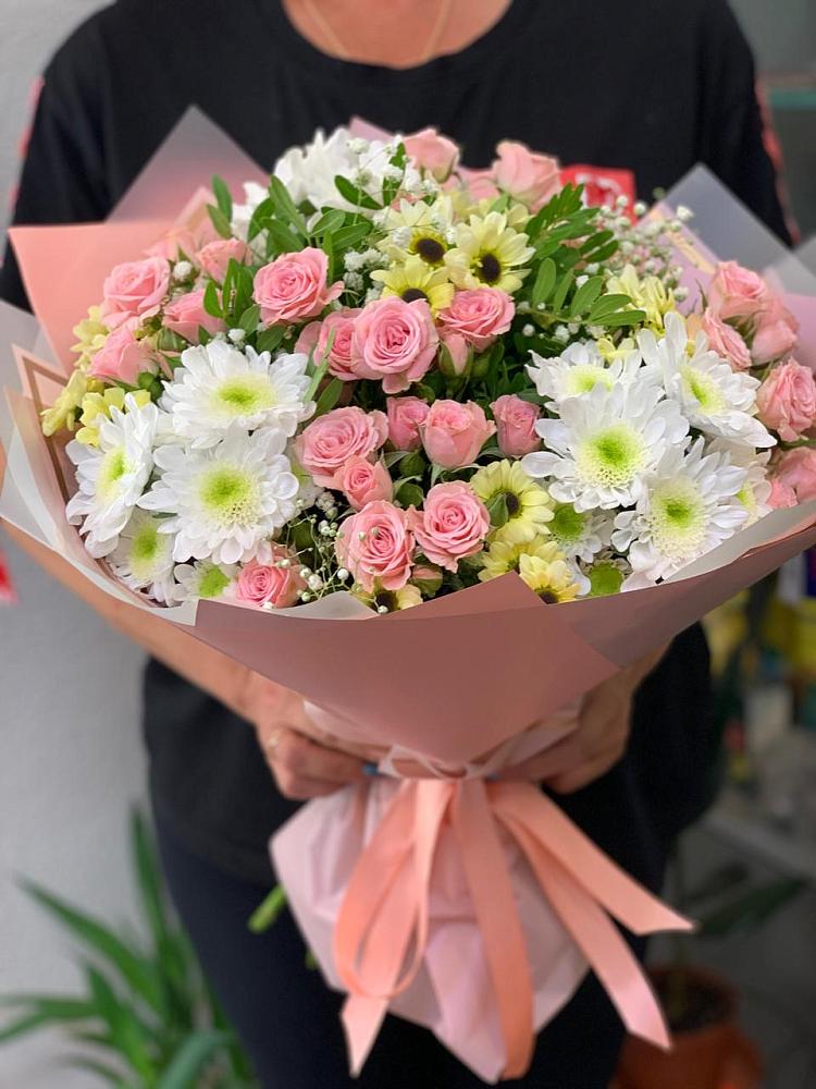 Букет цветов из: Розы и Хризантемы в Камышла