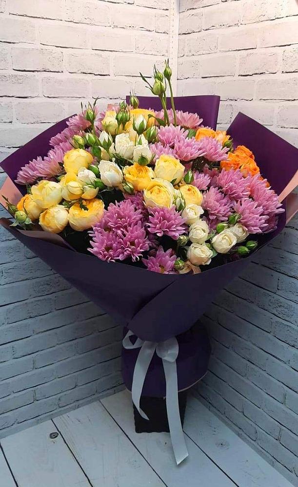Букет цветов из: Хризантемы и Розы в Камышла
