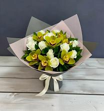 Букет цветов из:  Орхидеи и Розы в Камышла