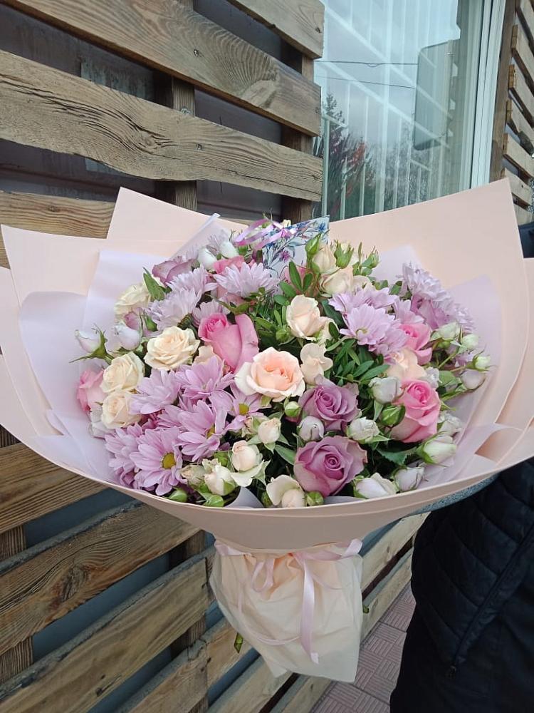 Букет цветов из: Розы и Хризантемы в Камышла