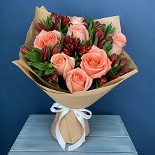 Букет цветов из:  Розы и Альстромерии в Камышла