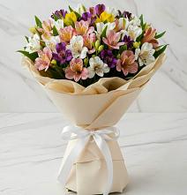 Букет цветов из:  Альстромерии #REPLACE_PRED# Камышла