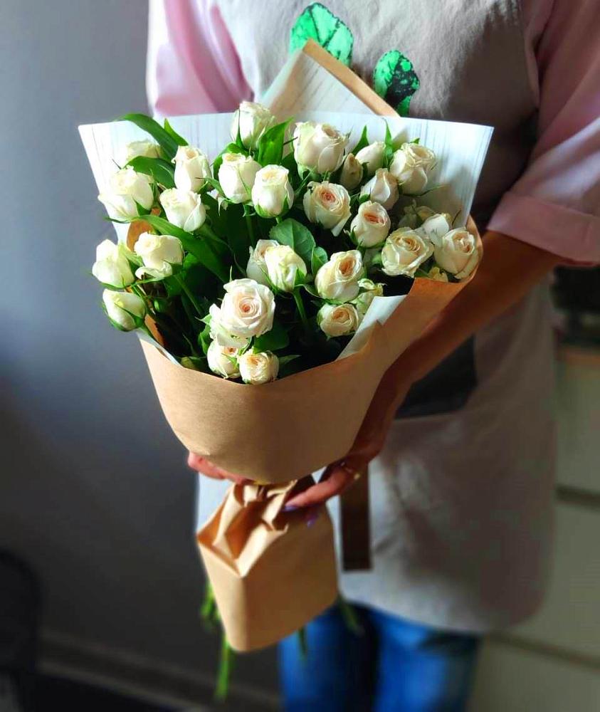 Букет цветов из: Розы в Камышла