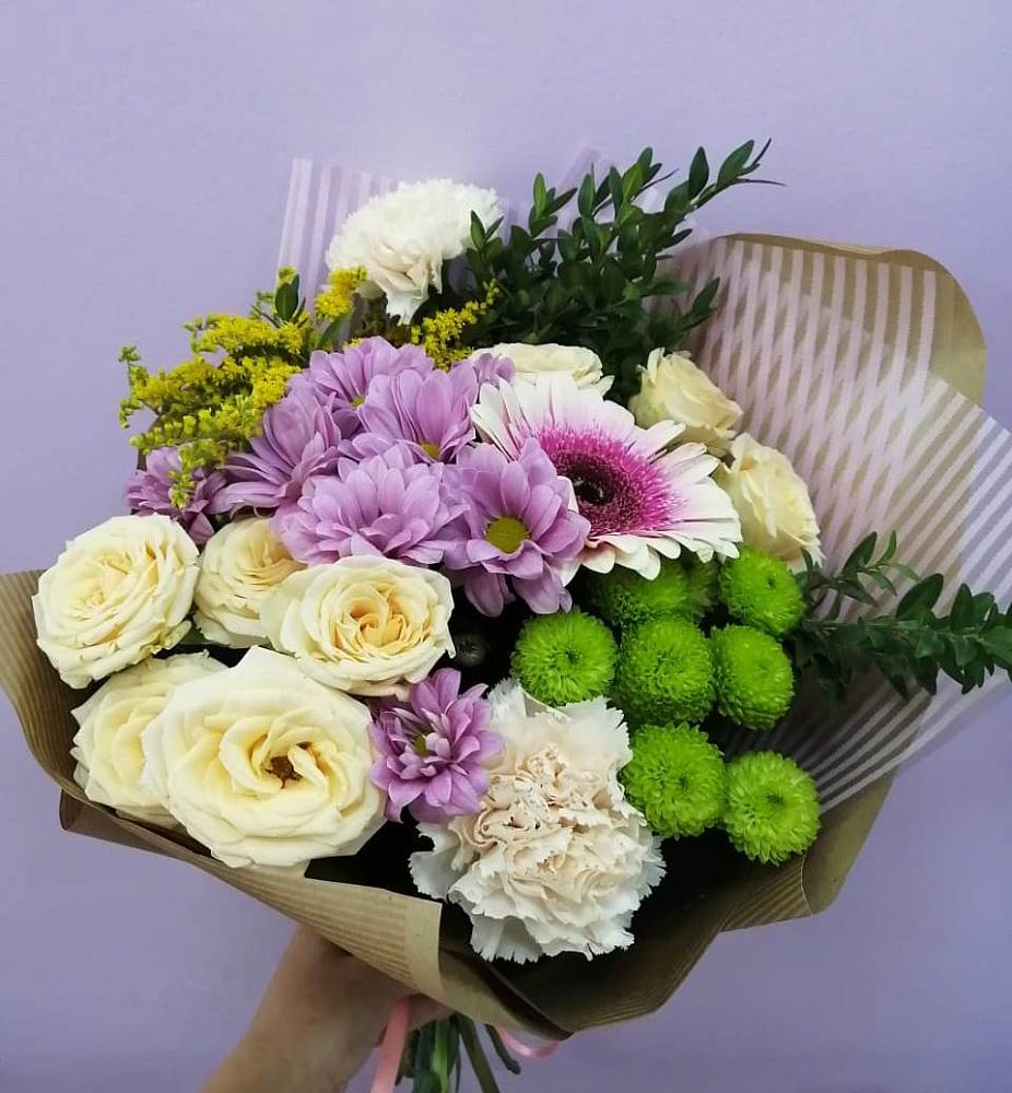 Букет цветов из: Хризантемы, Розы, Гвоздики и Герберы в Камышла