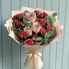 Букет цветов из:  Гвоздики и Розы #REPLACE_PRED# Камышла