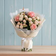 Букет цветов из:  Розы в Камышла