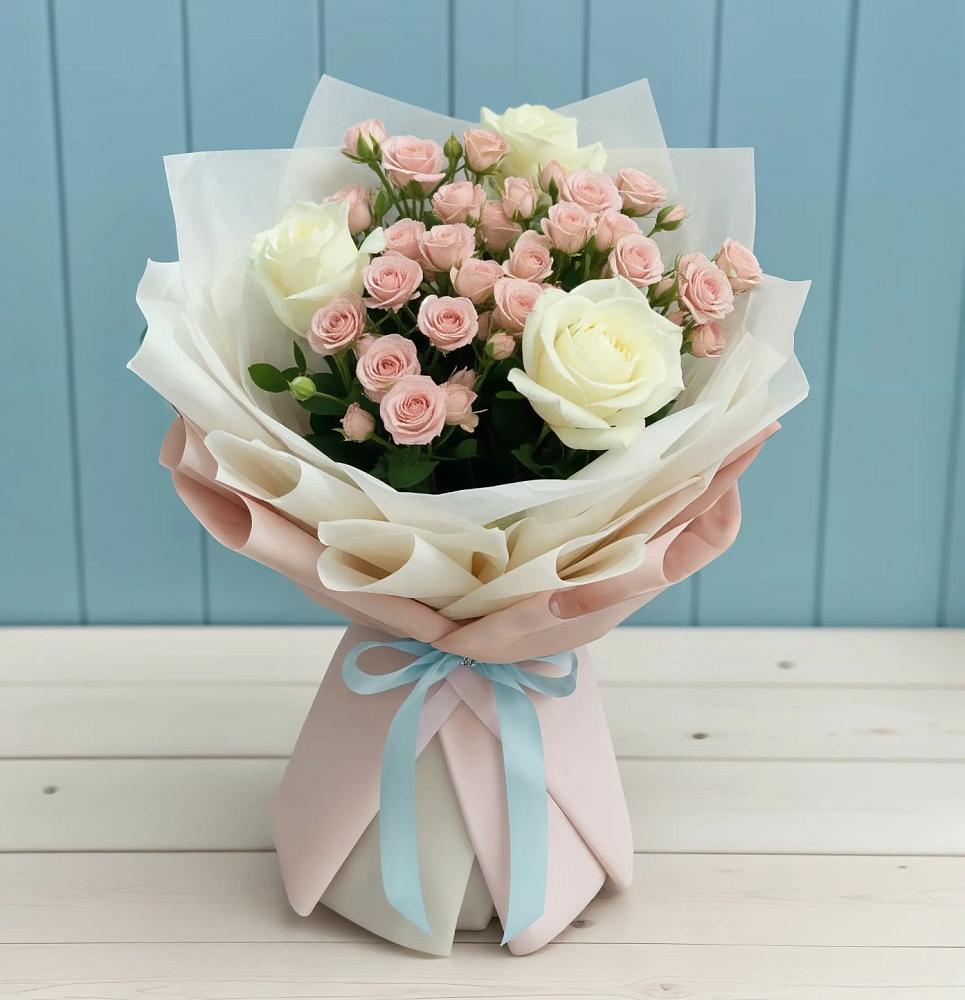 Букет цветов из: Розы в Камышла