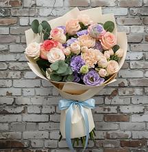 Букет цветов из:  Розы, Лизиантусы и Гвоздики в Камышла
