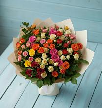 Букет Микс из разноцветных кустовых роз в Камышла